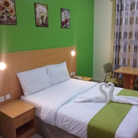 Al Salam Inn Hotel Suites Дубай Екстер'єр фото